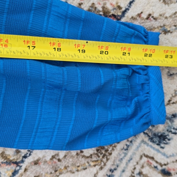 LIZ CLAIBORNE WOMEN'S BEAUTIFUL BLUE LONG SLEEVE TOP SIZE MEDIUM - Picture 15 of 16